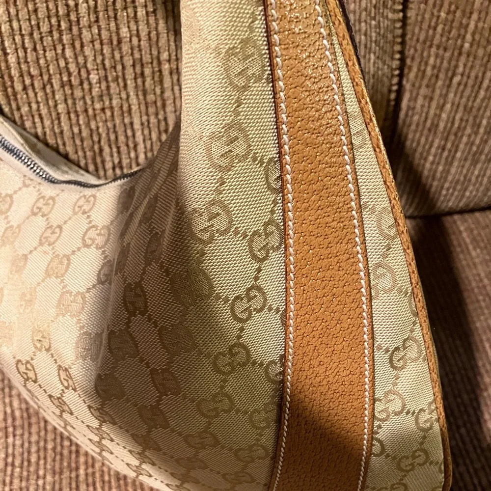 Gucci Vintage Bag - Picture 8 of 10